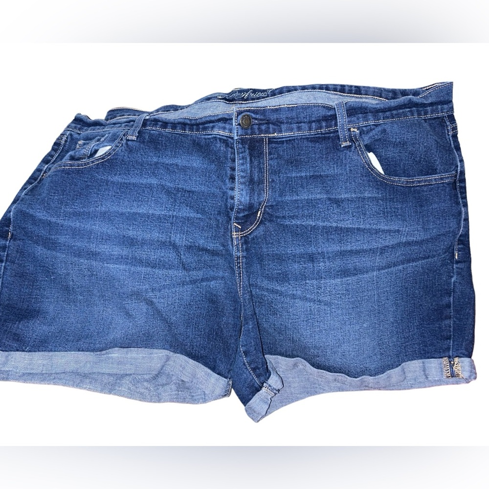 Old Navy Boyfriend Jean Shorts